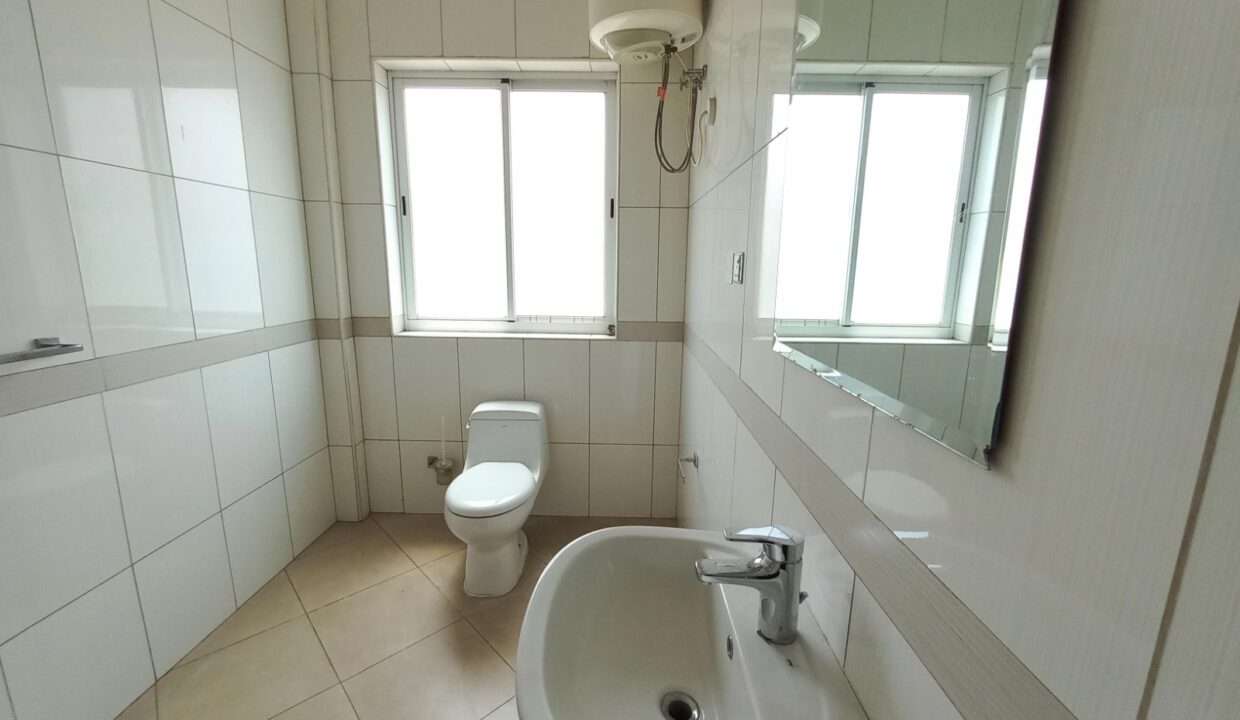 WhatsApp Image 2024-04-19 at 10.32.55_734fcc88