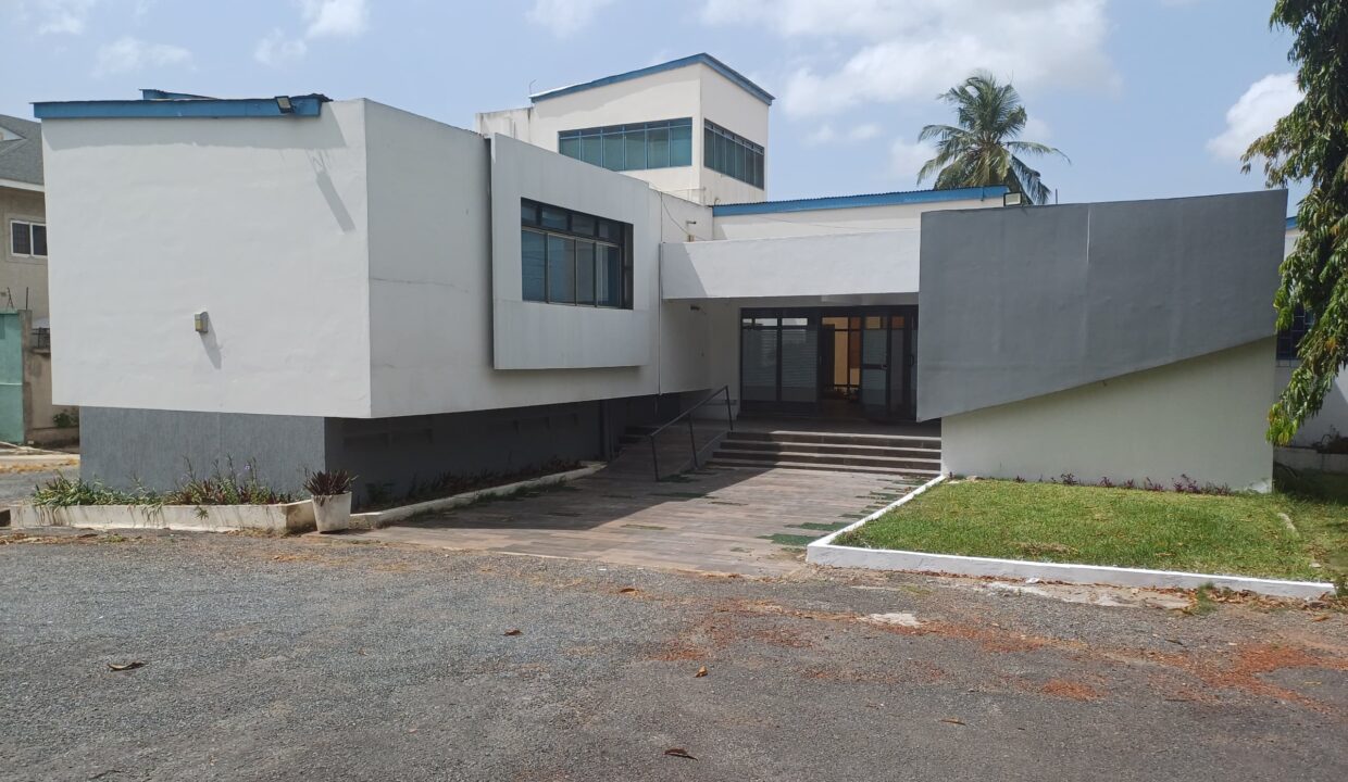 WhatsApp Image 2025-04-17 at 11.08.59 (1)