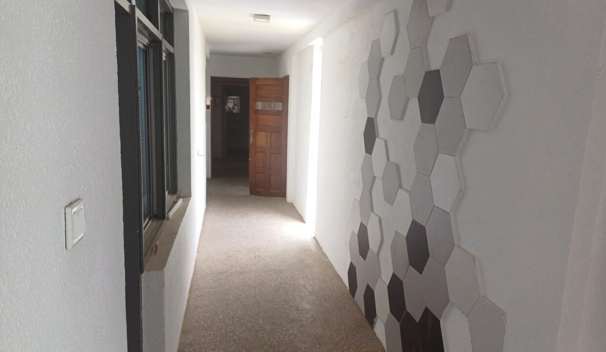 WhatsApp Image 2025-04-17 at 11.09.08 (1)