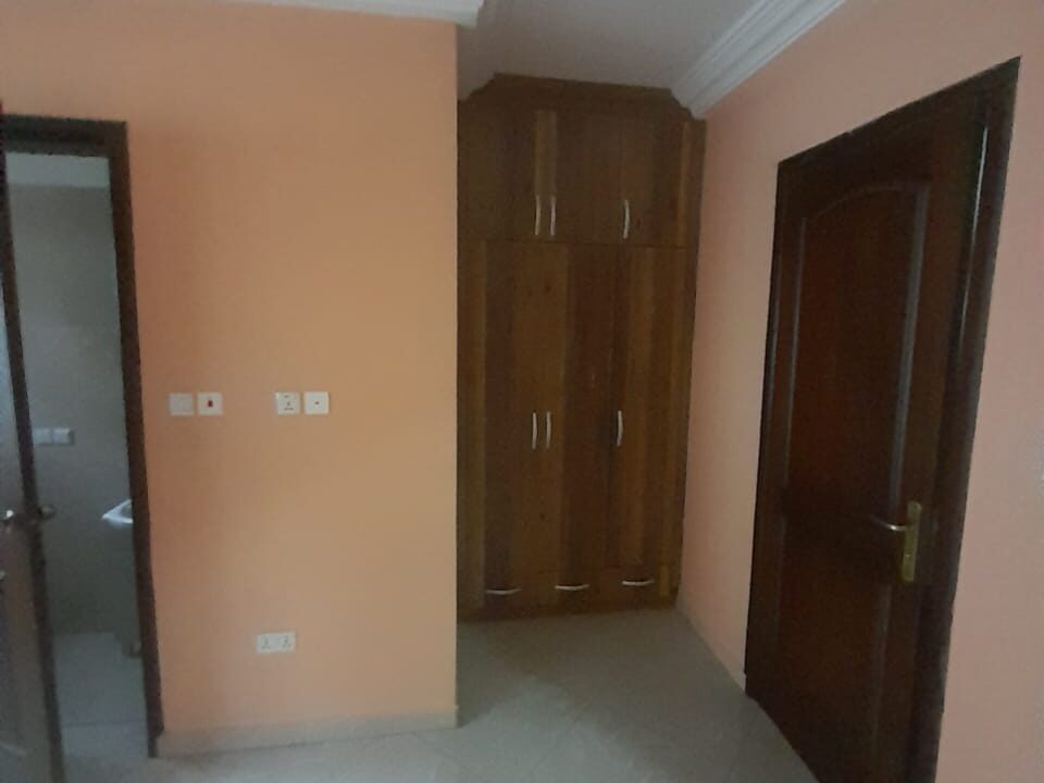WhatsApp Image 2025-05-29 at 17.46.47 (1)