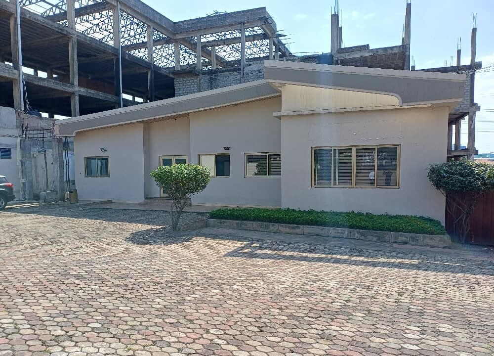 WhatsApp Image 2025-10-03 at 15.57.28 (1)