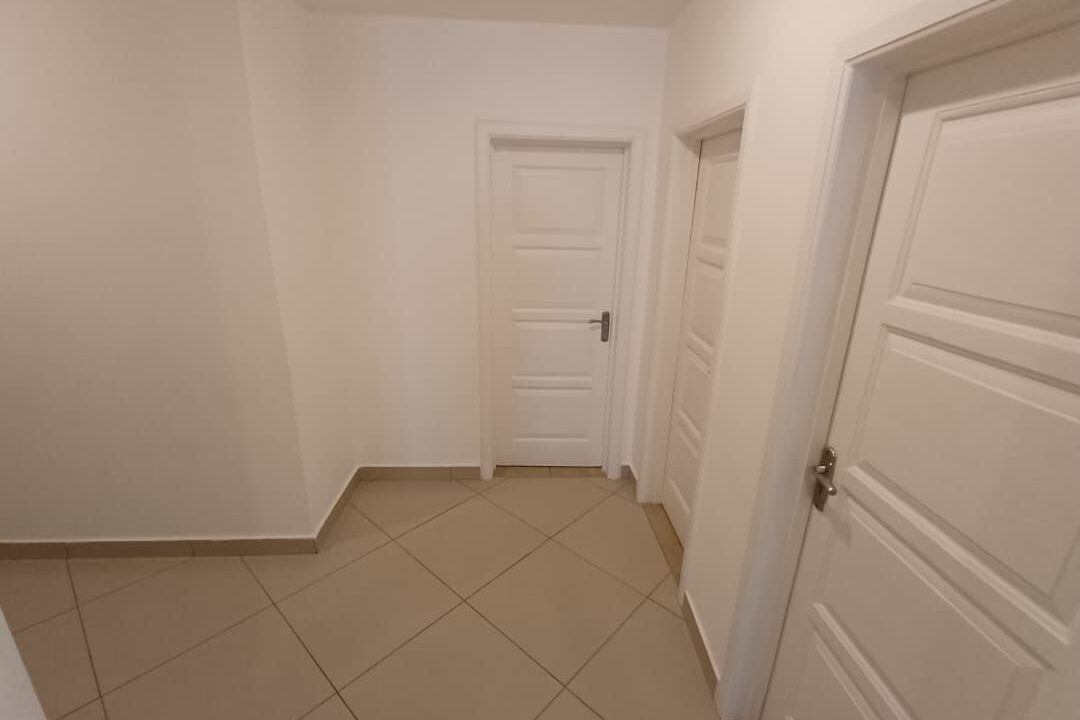 WhatsApp Image 2025-11-24 at 11.44.38