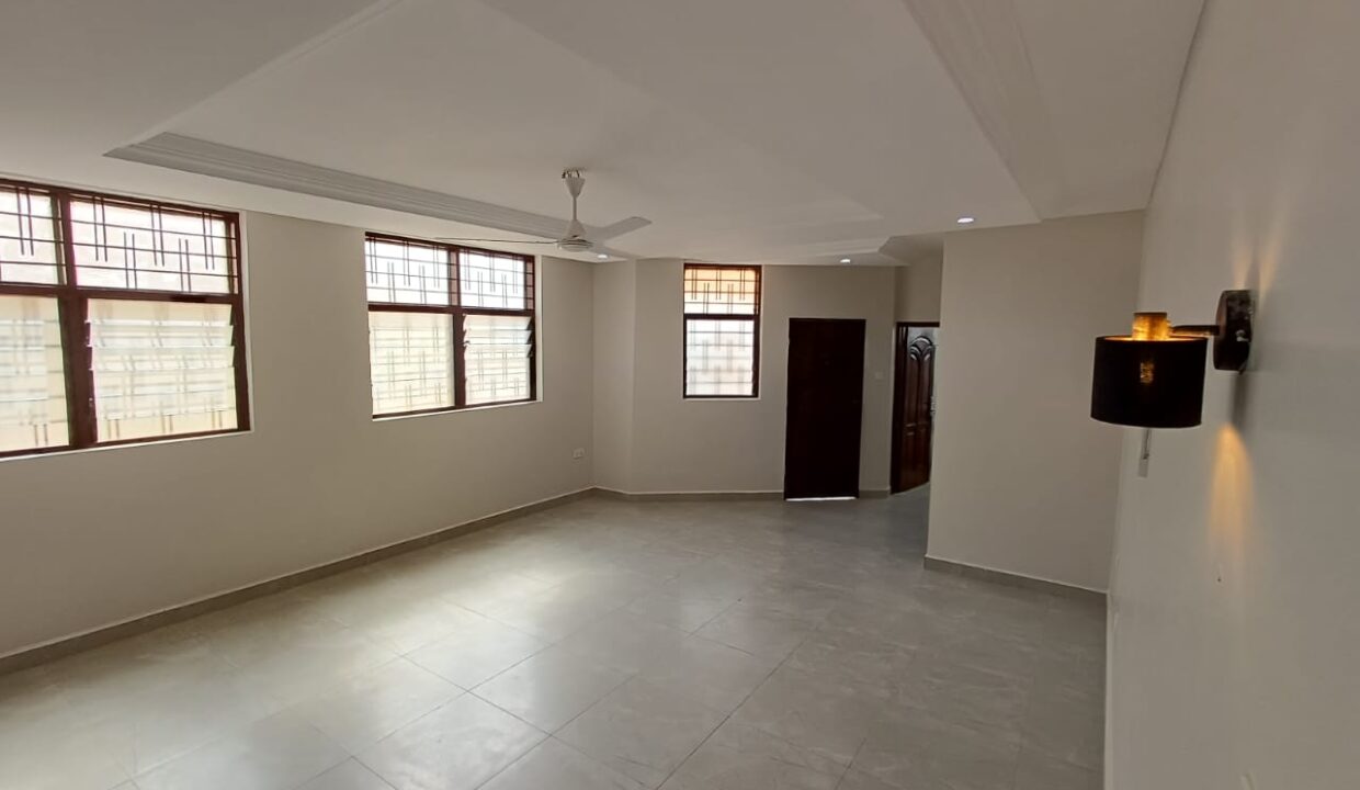 WhatsApp Image 2026-01-05 at 16.51.10 (1)