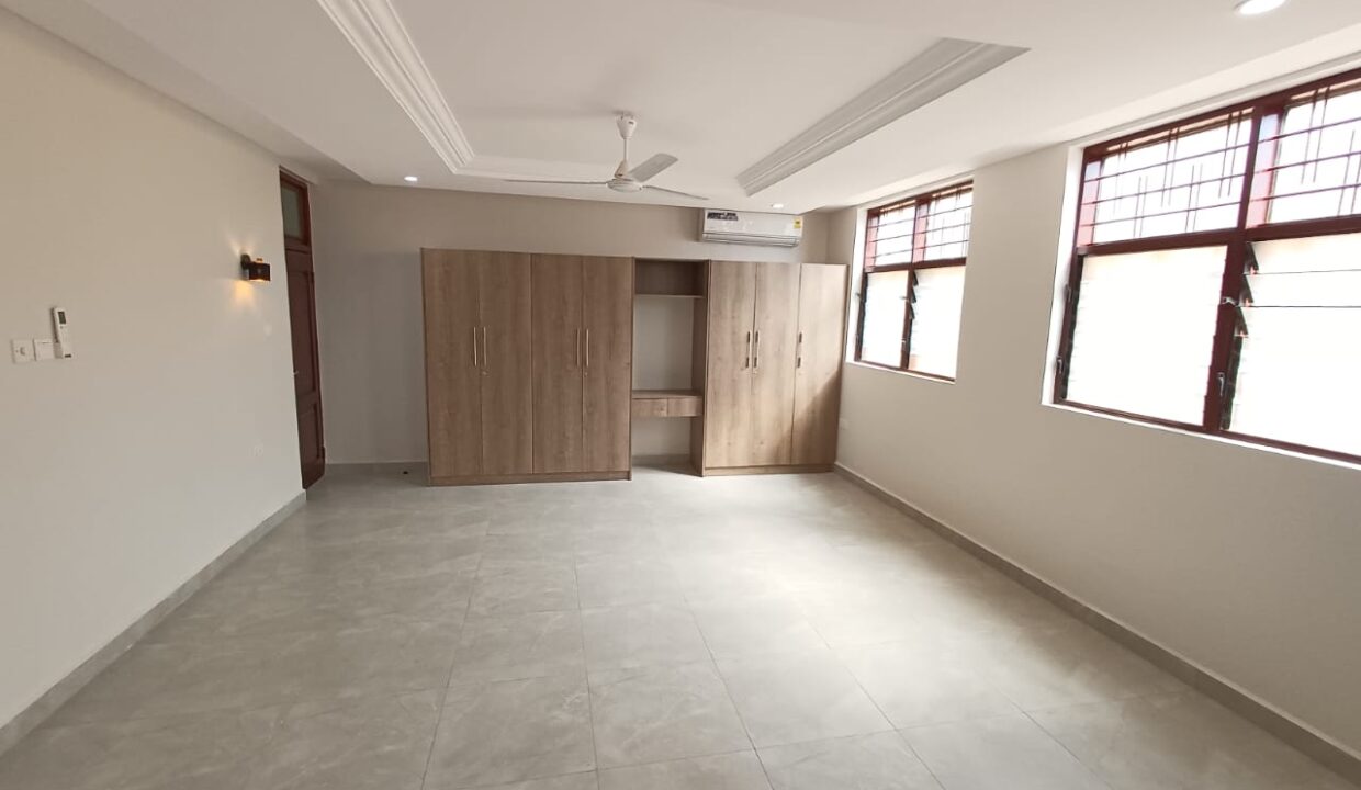 WhatsApp Image 2026-01-05 at 16.51.13