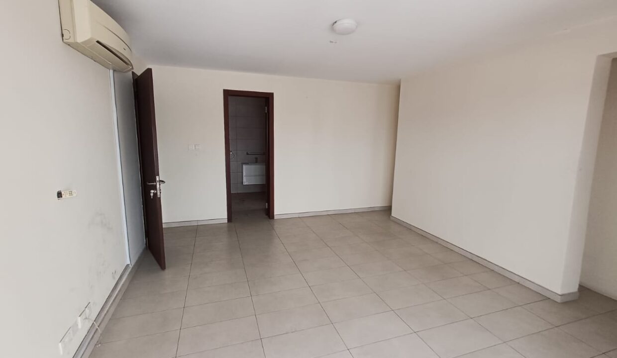 WhatsApp Image 2026-01-14 at 14.47.58 (1)