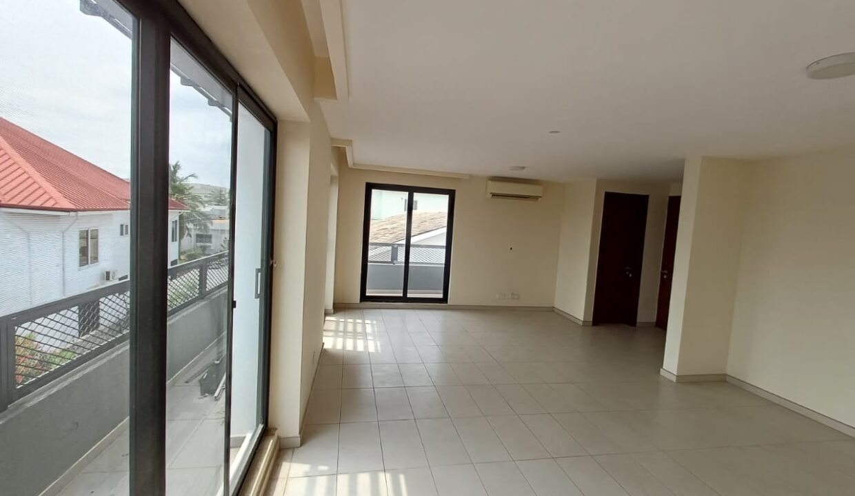 WhatsApp Image 2026-01-14 at 14.48.10 (1)