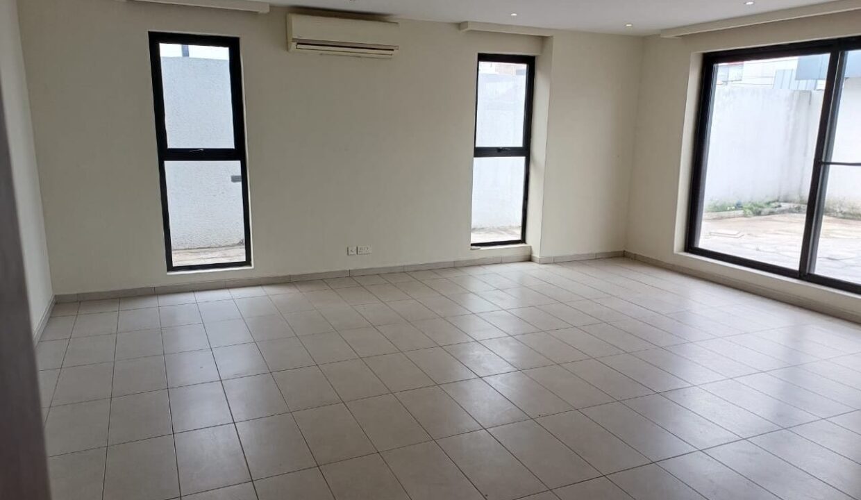 WhatsApp Image 2026-01-15 at 11.50.00 (1)