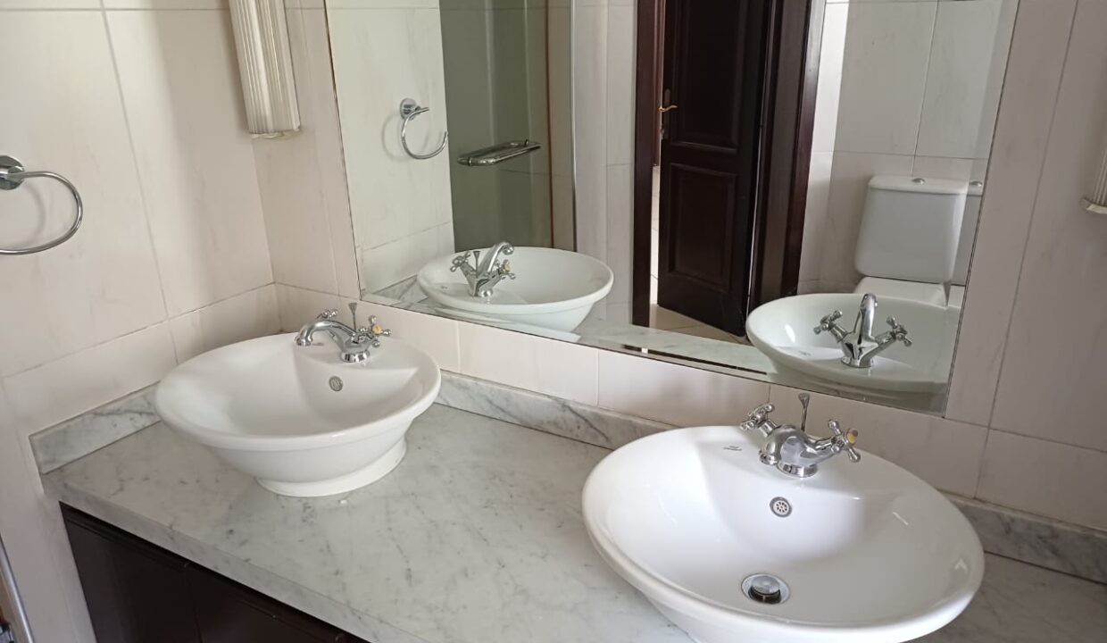 WhatsApp Image 2026-01-27 at 12.33.07 (2)